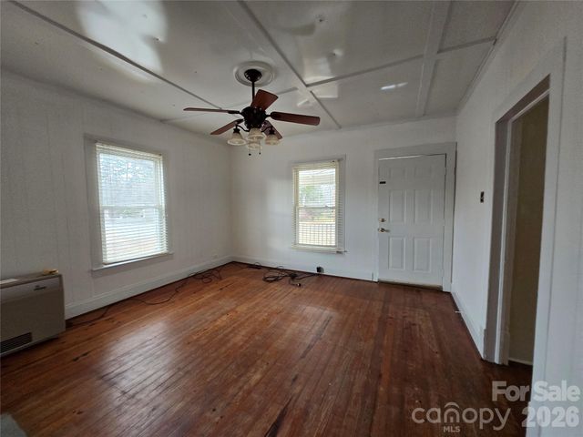 414 Spinners Drive, Cherryville, NC 28021