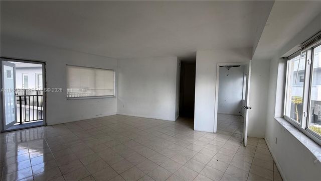 7271 Gary Ave 25, Miami Beach, FL 33141