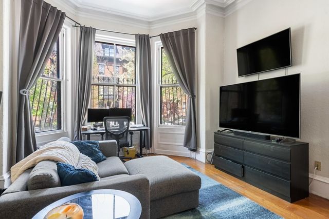 296 Marlborough St 2, Boston, MA 02116