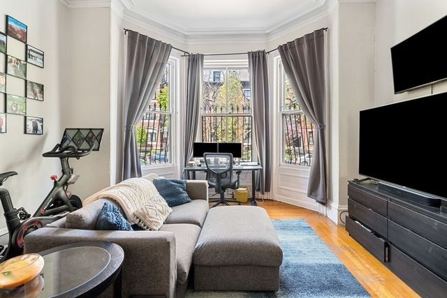 296 Marlborough St 2, Boston, MA 02116