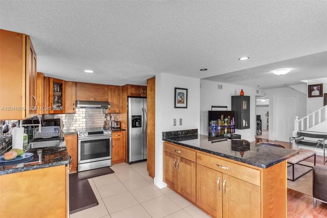4766 SW 154th Avenue, Miami, FL 33185