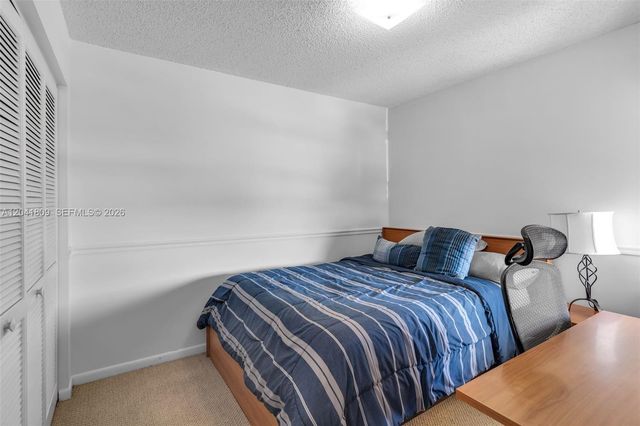 4766 SW 154th Avenue, Miami, FL 33185