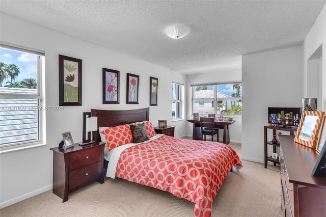 4766 SW 154th Avenue, Miami, FL 33185