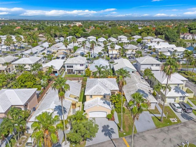 4766 SW 154th Avenue, Miami, FL 33185