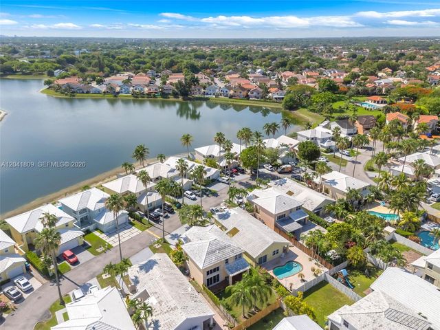 4766 SW 154th Avenue, Miami, FL 33185