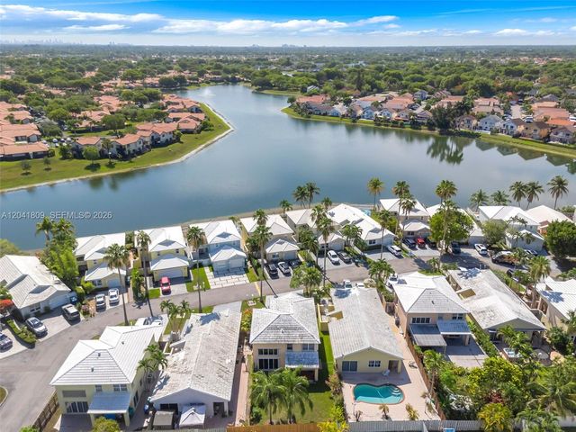 4766 SW 154th Avenue, Miami, FL 33185