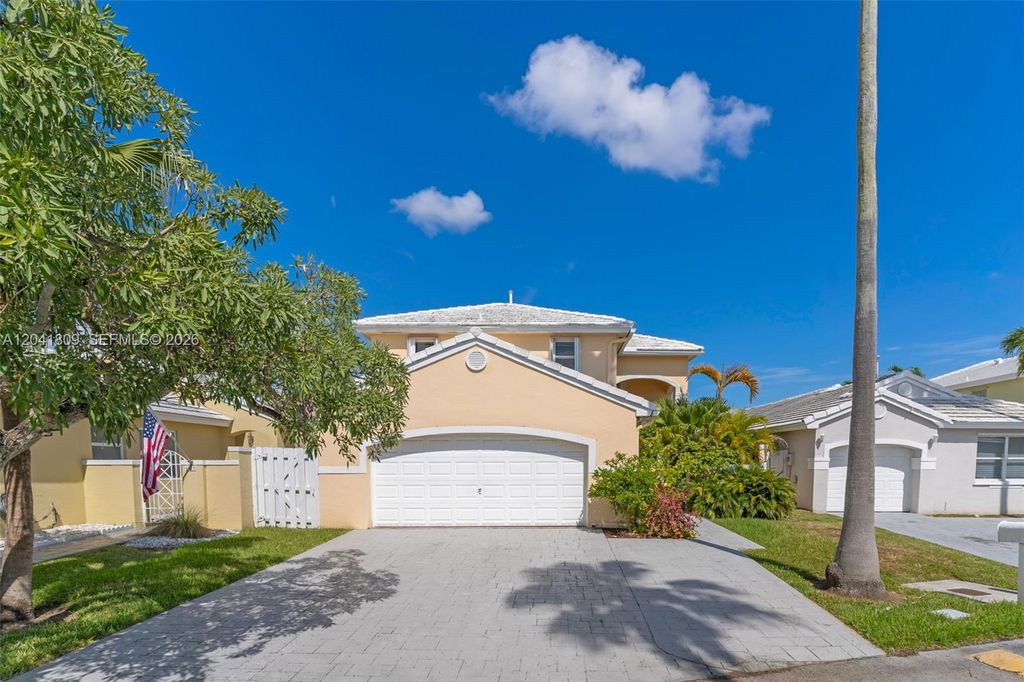 4766 SW 154th Avenue, Miami, FL 33185