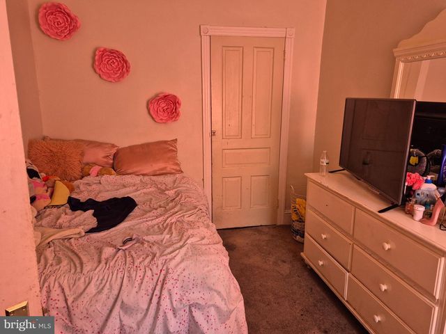 6016 W THOMPSON ST, Philadelphia, PA 19151