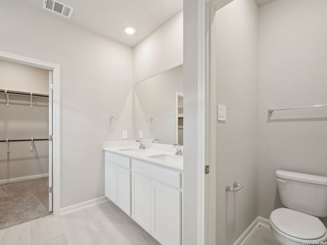 6511 Queen Carol, San Antonio, TX 78239