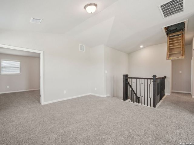 6511 Queen Carol, San Antonio, TX 78239