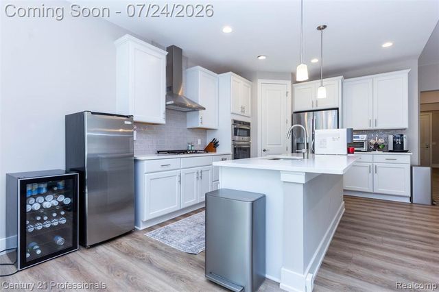 17242 Garden Ridge Lane, Northville, MI 48168