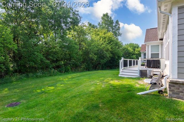 17242 Garden Ridge Lane, Northville, MI 48168