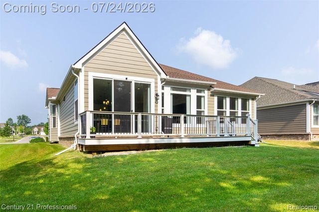 17242 Garden Ridge Lane, Northville, MI 48168