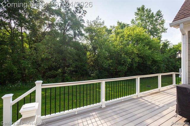 17242 Garden Ridge Lane, Northville, MI 48168