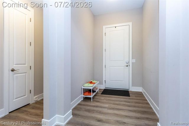 17242 Garden Ridge Lane, Northville, MI 48168
