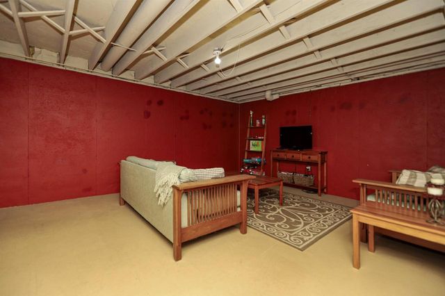 2909 S SUMMERSET DRIVE, Appleton, WI 54915