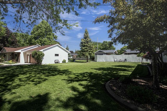 2909 S SUMMERSET DRIVE, Appleton, WI 54915