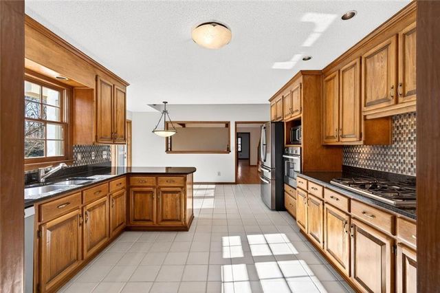 2016 Parsons Ridge Circle, Duluth, GA 30097