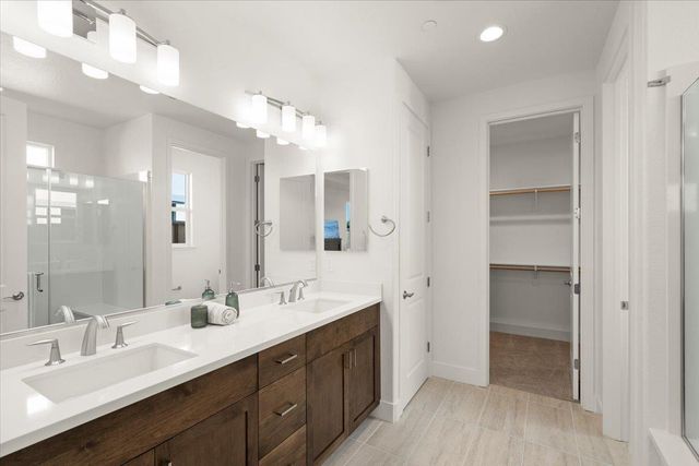 2109 White Oak Drive, Hollister, CA 95023