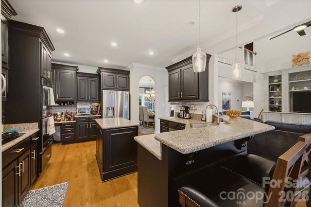 201 Commodore Court, Belmont, NC 28012