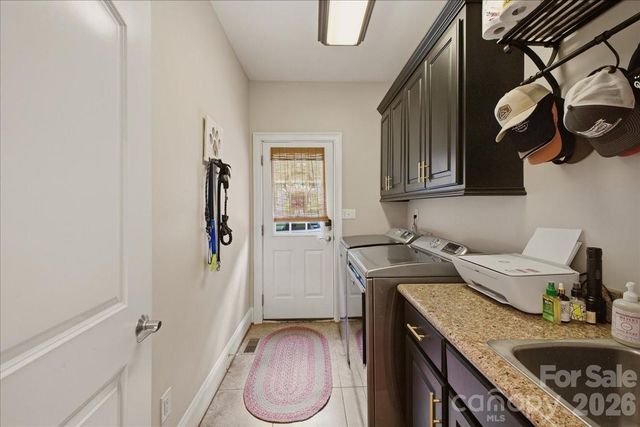 201 Commodore Court, Belmont, NC 28012