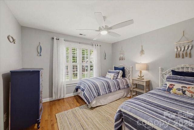 201 Commodore Court, Belmont, NC 28012
