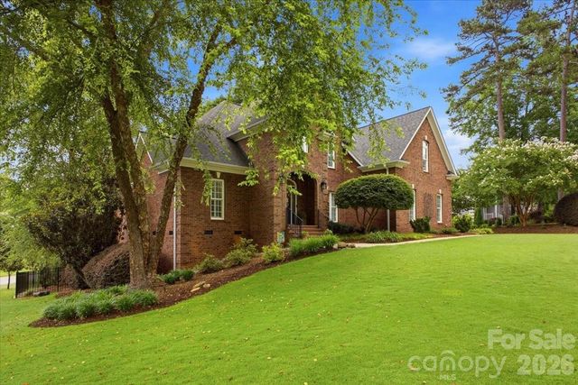 201 Commodore Court, Belmont, NC 28012
