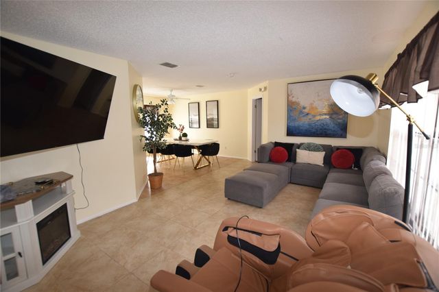 7748 INDIAN RIDGE TRAIL S, Kissimmee, FL 34747