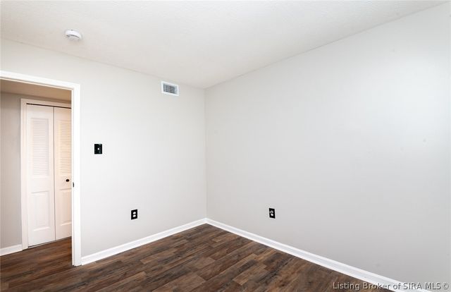 211 Delta Drive, Charlestown, IN 47111
