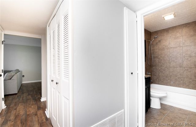211 Delta Drive, Charlestown, IN 47111