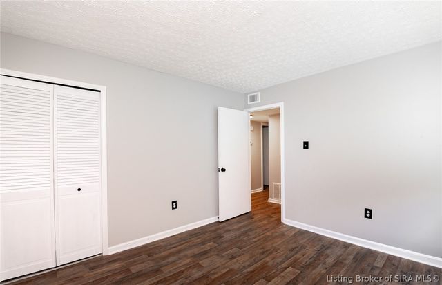 211 Delta Drive, Charlestown, IN 47111