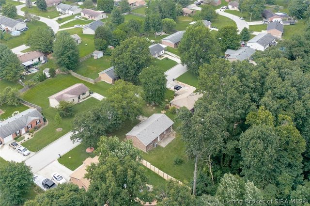 211 Delta Drive, Charlestown, IN 47111