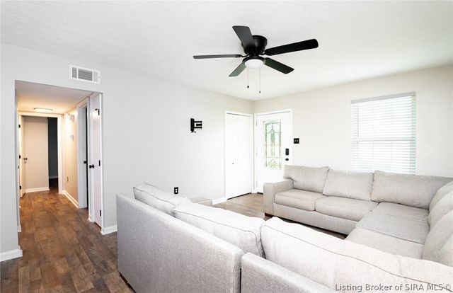 211 Delta Drive, Charlestown, IN 47111