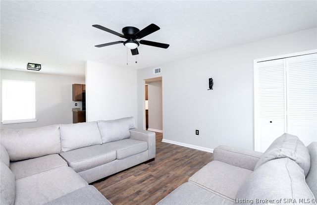 211 Delta Drive, Charlestown, IN 47111