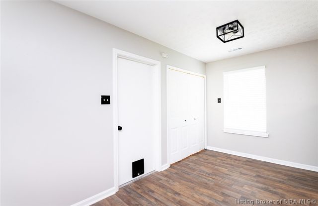 211 Delta Drive, Charlestown, IN 47111
