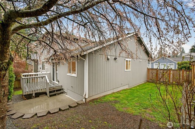 311 168th Place SE, Bothell, WA 98012