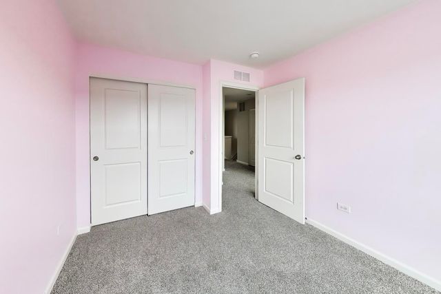 331 Summit Circle, Lombard, IL 60148