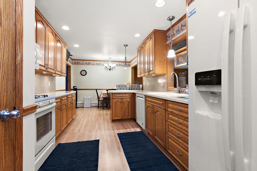 901 E 1st Street, Lockport, IL 60441 — photo 5