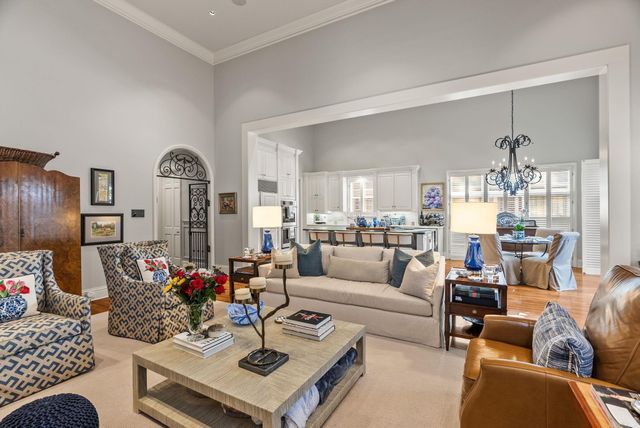 5019 Country Club, Little Rock, AR 72207