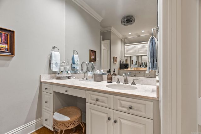 5019 Country Club, Little Rock, AR 72207