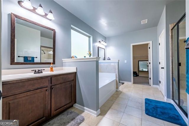 8422 Members Drive, Jonesboro, GA 30236