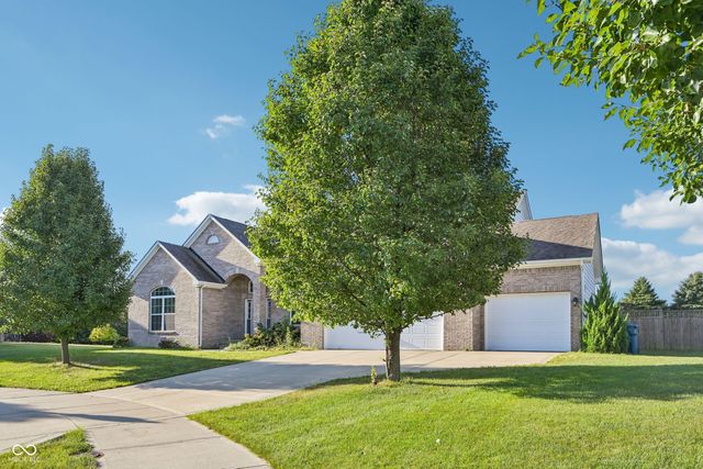 21323 Wharfdale Drive, Noblesville, IN 46062