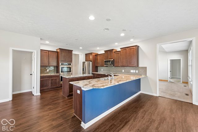 21323 Wharfdale Drive, Noblesville, IN 46062