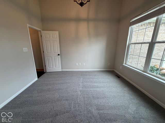 21323 Wharfdale Drive, Noblesville, IN 46062