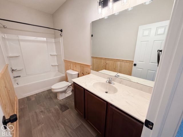 21323 Wharfdale Drive, Noblesville, IN 46062