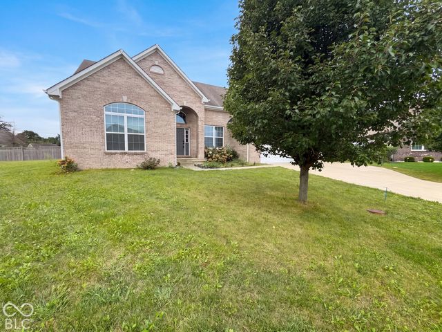 21323 Wharfdale Drive, Noblesville, IN 46062