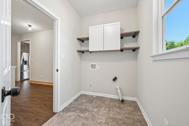 21323 Wharfdale Drive, Noblesville, IN 46062