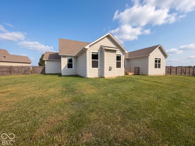 21323 Wharfdale Drive, Noblesville, IN 46062