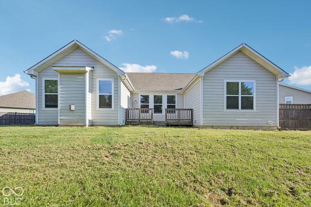 21323 Wharfdale Drive, Noblesville, IN 46062