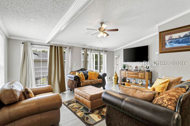 11 Spar Pole Ln, Bluffton, SC 29910